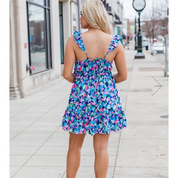 Pink Lily dress size medium - Picture 3 of 3